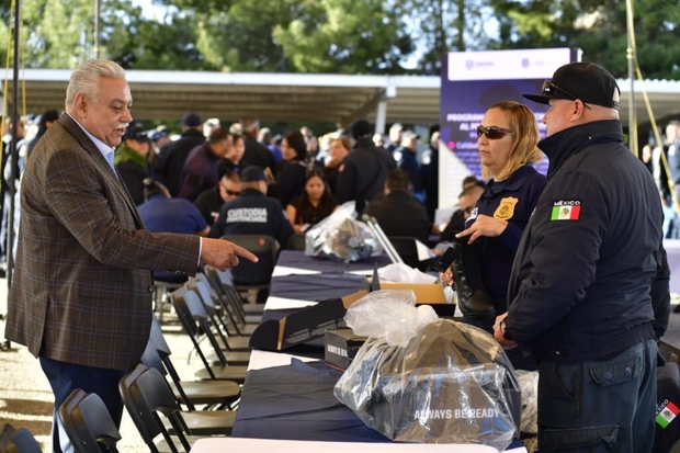 Revisan condiciones laborales del personal operativo del Sistema Penitenciario