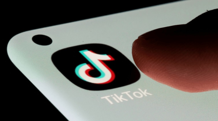 Avanza proyecto de ley en Estados Unidos que busca prohibir TikTok en el país si no corta lazos con matriz china