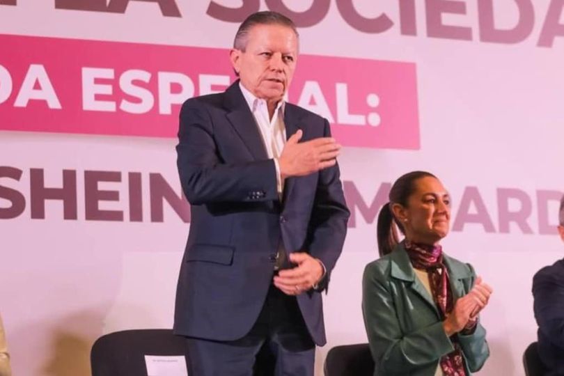 Senadores presentan una solicitud de juicio político contra Arturo Zaldívar