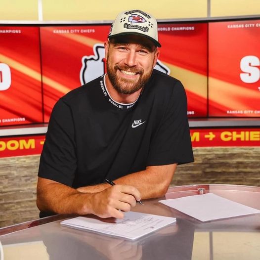 Kansas City Chiefs extiende contrato de Travis Kelce y se convierte en el ala cerrada mejor pagado de la NFL