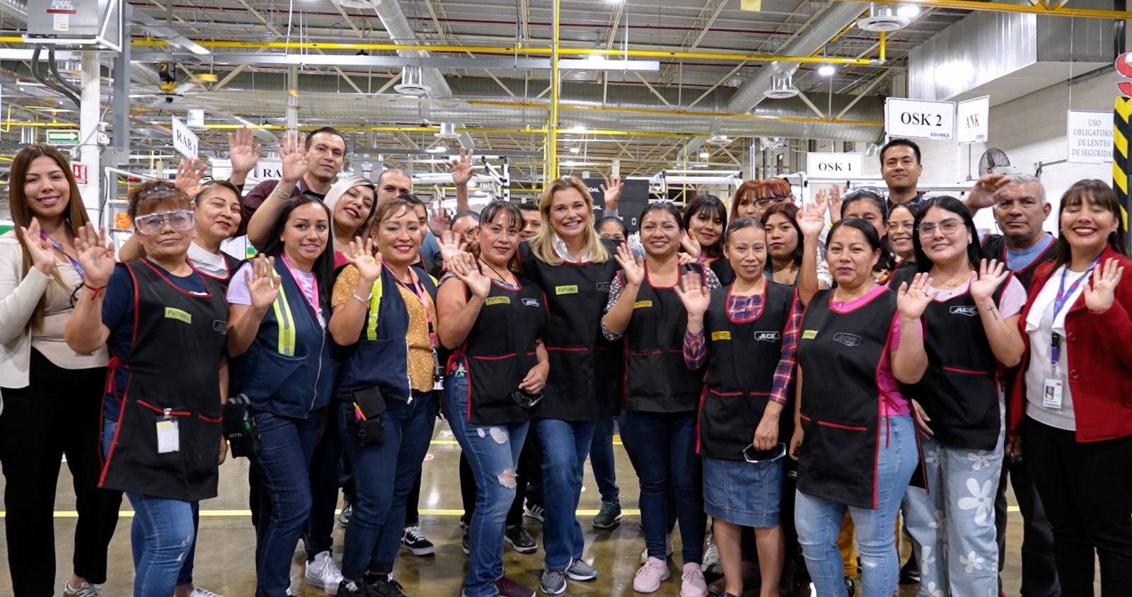 “Lo mejor de Juárez es su gente”; recorre Gobernadora maquiladora 3M