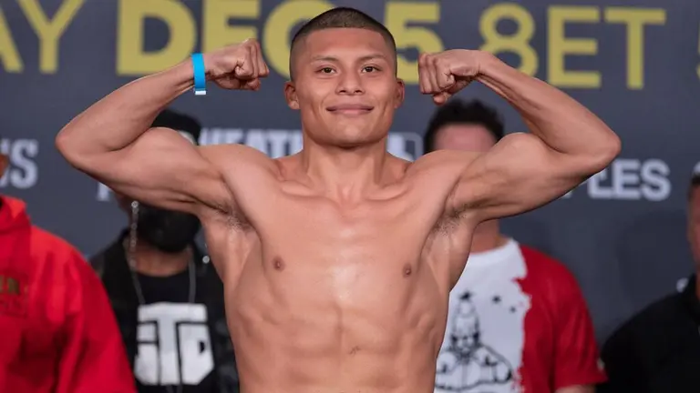 Isaac el »Pitbull» Cruz derrota a Rolando »Rolly» Romero