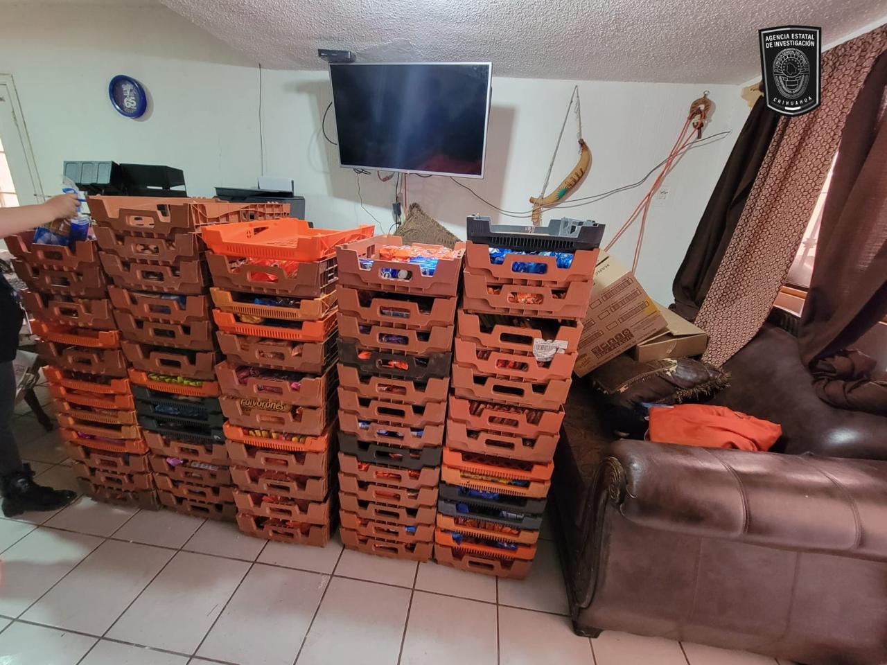 Tras cumplimentar órdenes de cateo, asegura FGE alrededor de 800 mil pesos de producto robado a panificadora