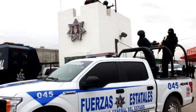 Detienen a Policía Estatal por accionar su arma en una reunión privada