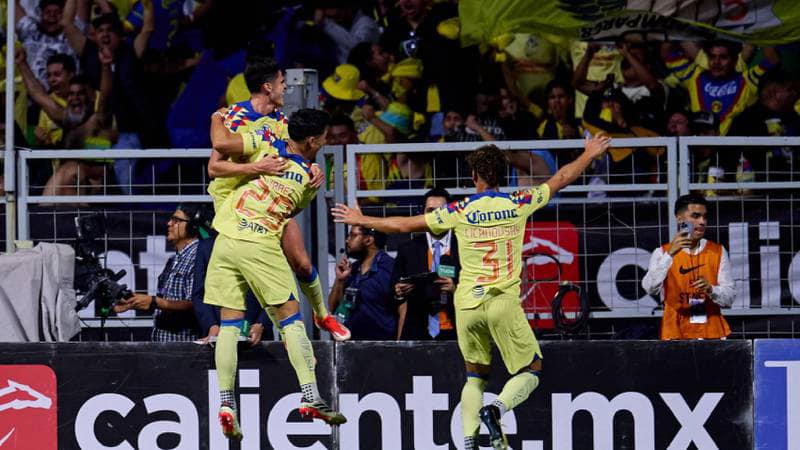 Las Águilas eliminan a Chivas con gol de Reyes y califican a la final