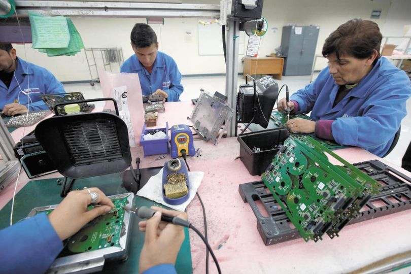 Recaudación de ISR en industria manufacturera cae en primer trimestre del 2024