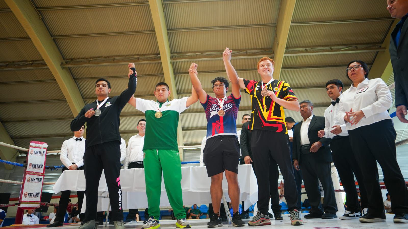 Francisco Valles, alumno de la UACH, consigue plata en boxeo en Universiada