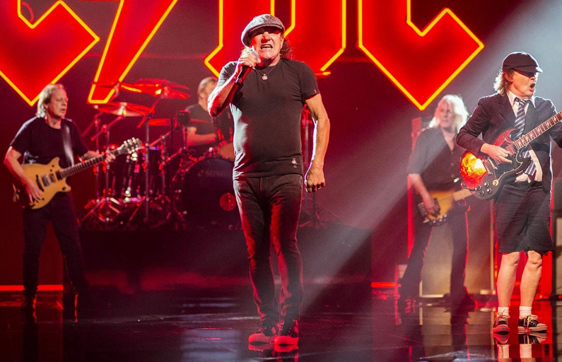 AC/DC regresa a los escenarios después de 8 años de ausencia