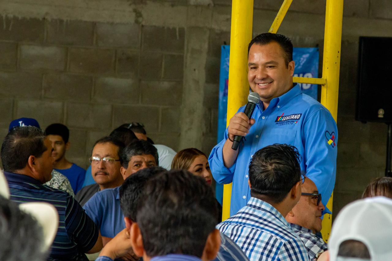Jesús Valenciano recibe respaldo de comerciantes, agricultores y taxistas en Delicias