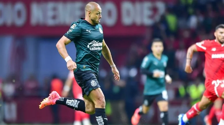 Chivas empata contra Toluca y está en semifinales; anulan gol a Vega que le daba el pase a Toluca