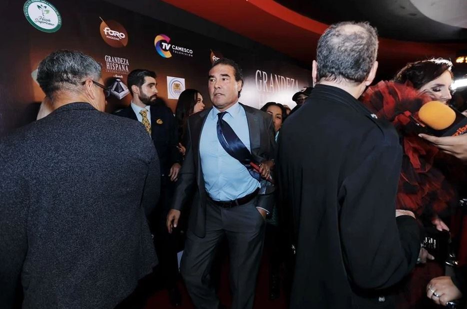 Otra vez Eduardo Yáñez: agredió y le arrebató el celular a una reportera