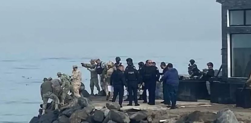 Hallado el cuerpo de uno de los siete cadetes desaparecidos tras tirarse al mar en Ensenada