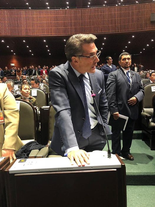 Morena sale en defensa de Sergio Mayer: acusa “campañas de intriga”