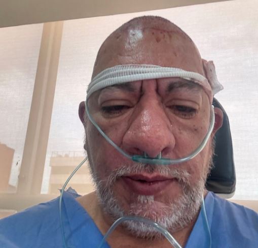 Hospitalizan a Carlos Trejo, fotos de su aspecto causan preocupación