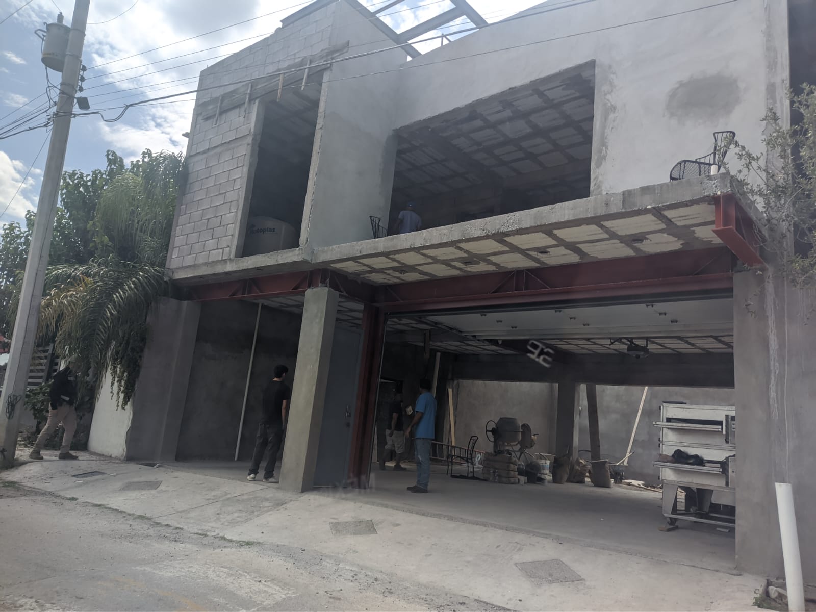 Trabajador cayó de tres metros de altura en una construcción por incumplir medidas de seguridad