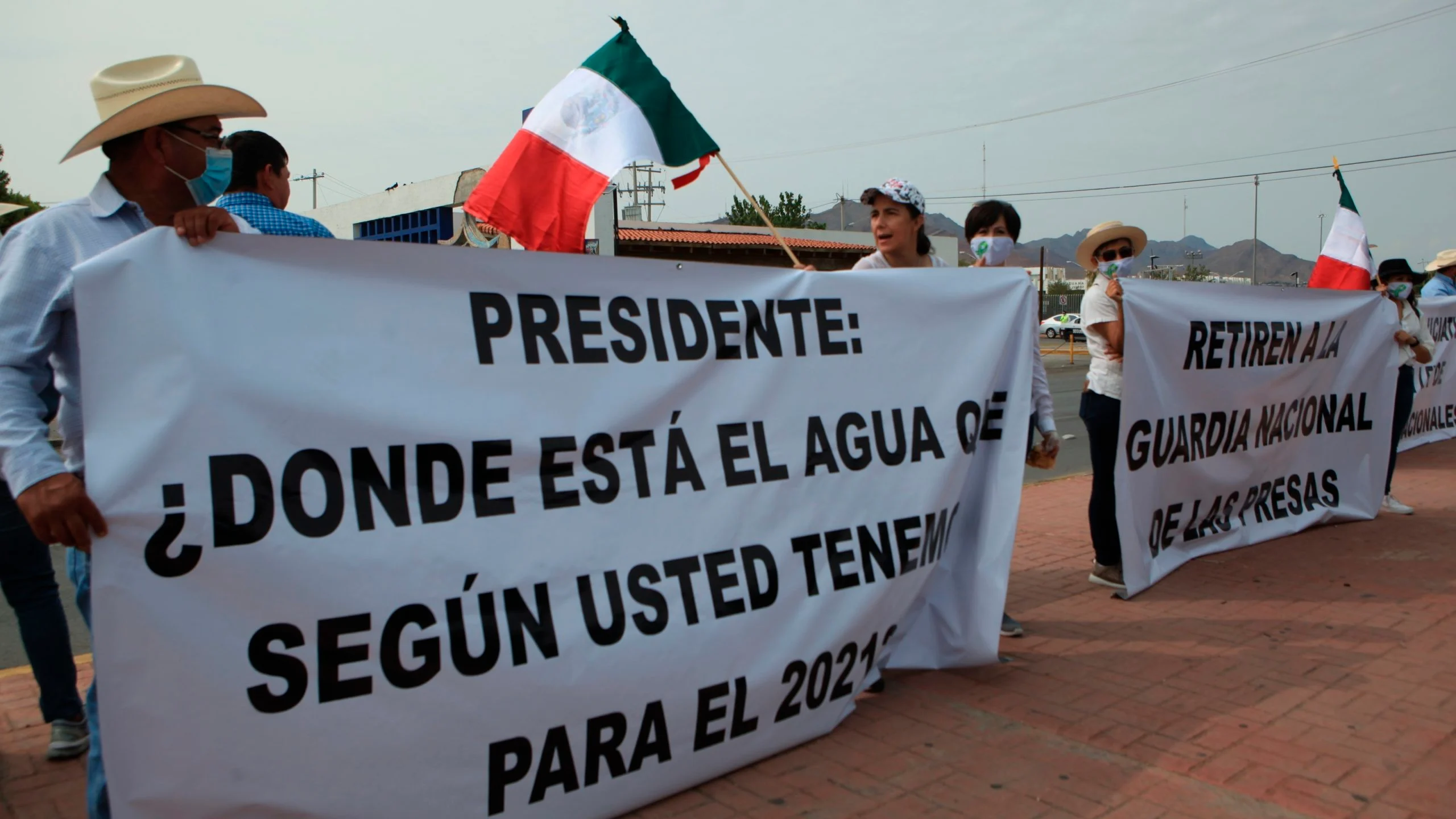 COLUMNA POLITICA MARTES 8 DE OCTUBRE DE 2024