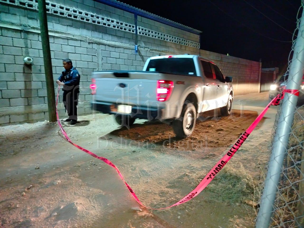Balean a hombre y muere en el interior de un vehículo por La Quemada