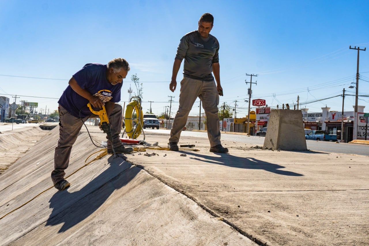 Arrancan trabajos de iluminación sobre Calle Aldama-Bugambilias en Meoqui