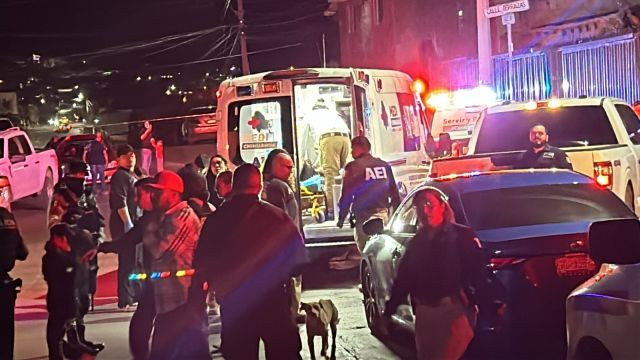 Ejecutan a tres y dejan a uno herido dentro de un picadero