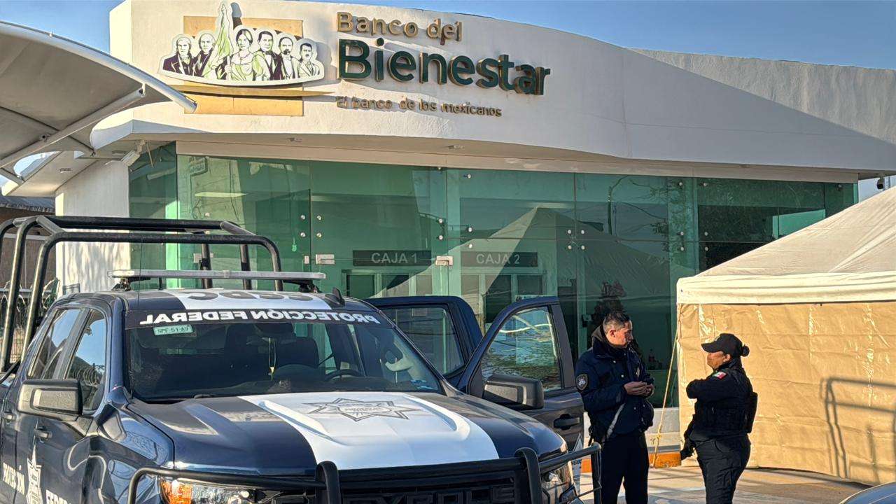 Hacen boquete en Banco del Bienestar de la Vicente Guerrero