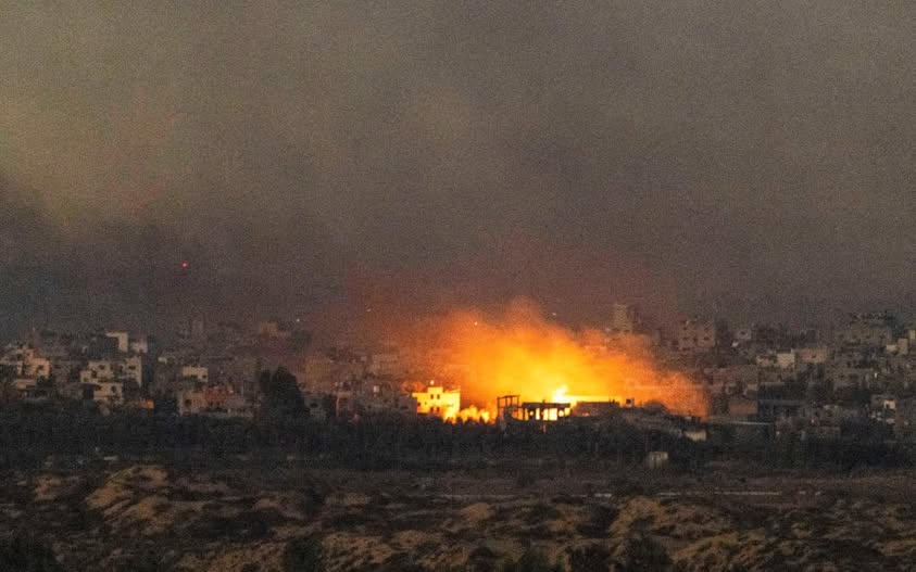 Israel intensifica sus bombardeos en el centro de Gaza
