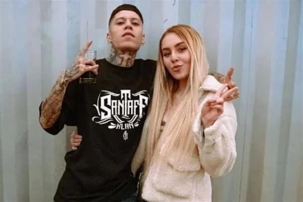 Ex pareja de Santa Fe Klan lo acusa de violencia económica