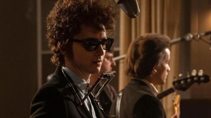 Timothée Chalamet en la piel de Bob Dylan