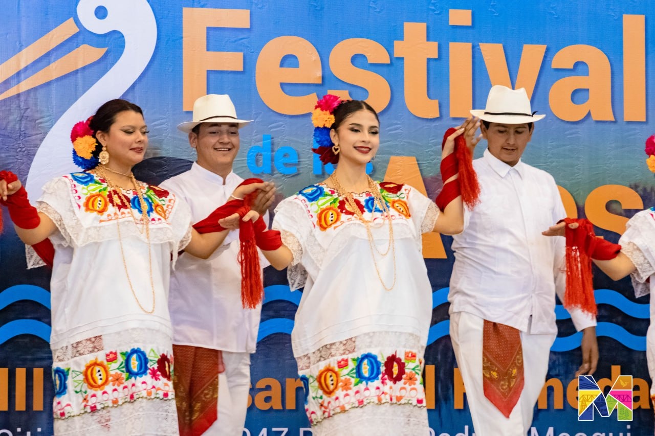 Realizan el 13° Festival de las Aves en Meoqui con conferencias, danza folclórica, música y concurso de dibujo