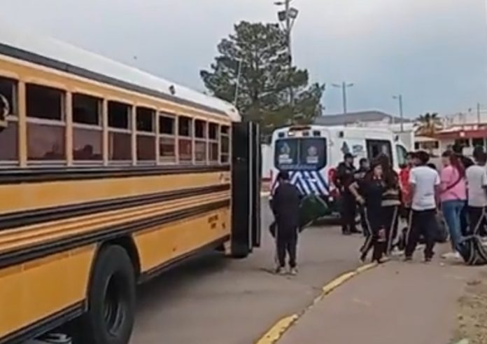 Estudiantes de Secundaria Técnica 43 sufren accidente en la ciudad de Chihuahua