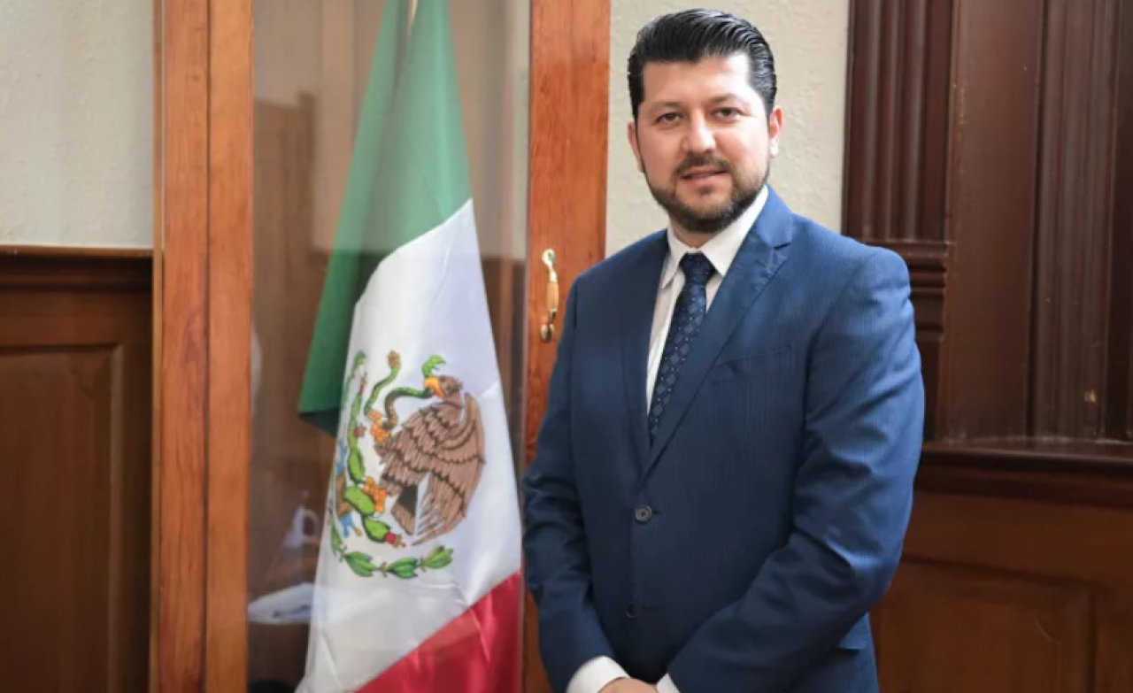 Designa Maru Campos a Heriberto Miranda como director de Pensiones Civiles del Estado