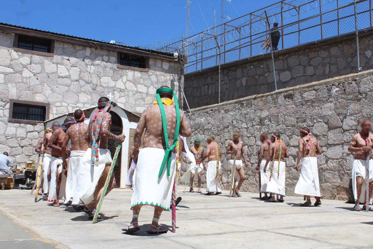 Conmemoran Semana Santa Personas Privadas de la Libertad del Cereso No.8 con tradicional danza en Guachochi