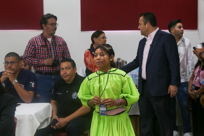 Encabezan Jesús Valenciano y Rebeca Cruz el taller de Sensibilización en Derechos Humanos y Participación Ciudadana