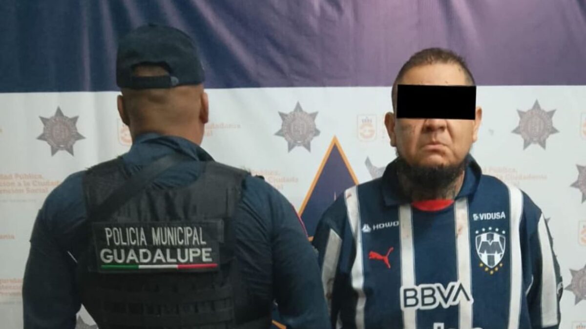 Detienen a cantante El Millonario por allanamiento en Nuevo León