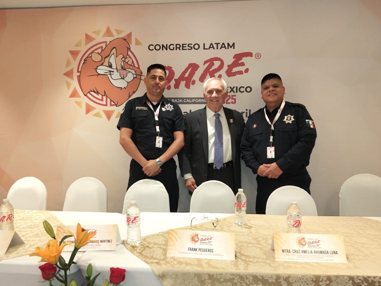 Participan elementos de la DSPM Meoqui en Congreso DARE LATAM 2025