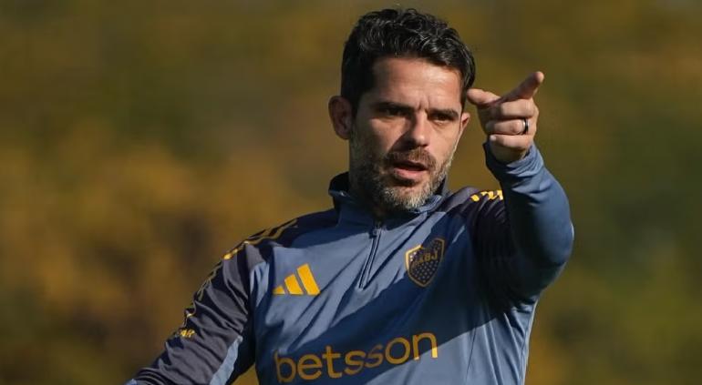 Dejó Gago a las Chivas para irse a Boca Jrs. y ya lo corrieron