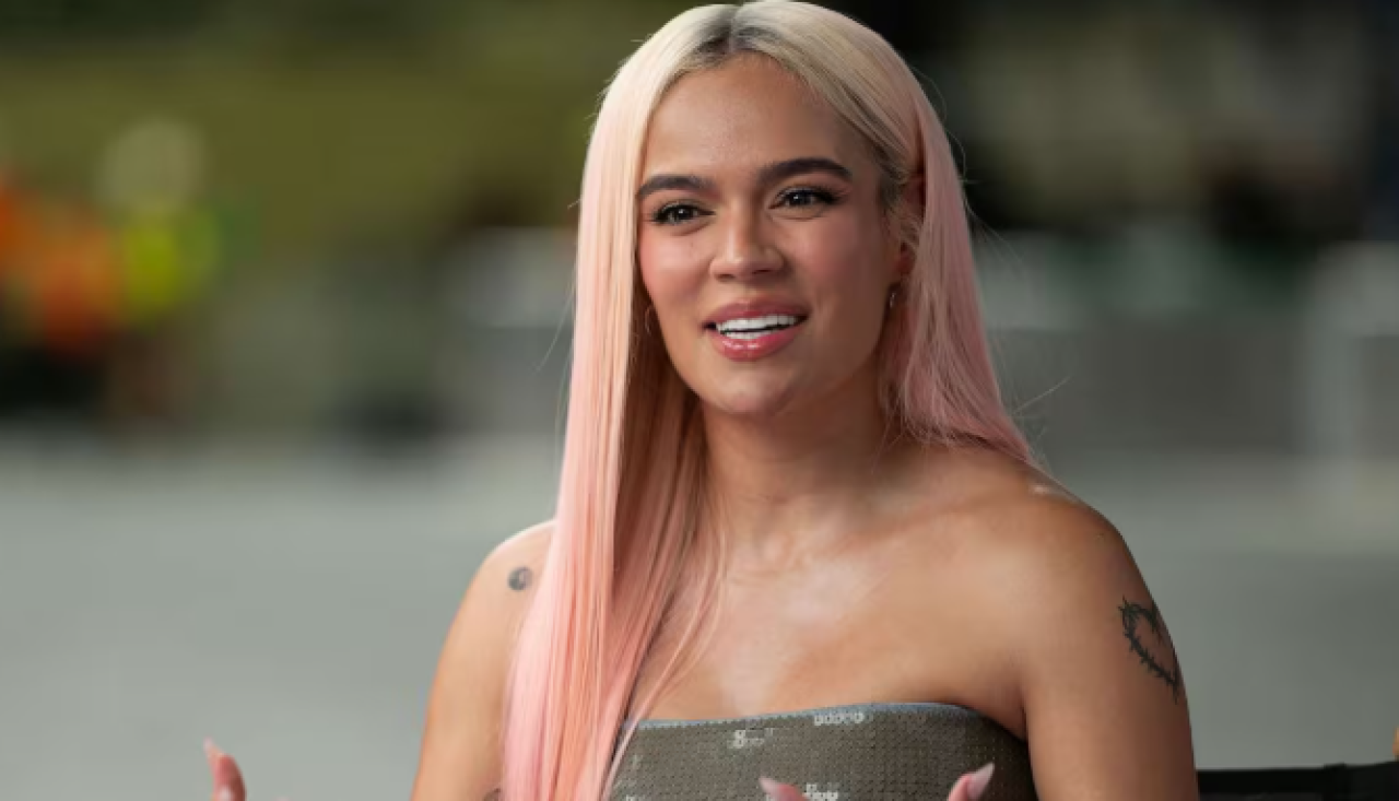 Revela Karol G que su relación con Anuel AA fue muy tóxica