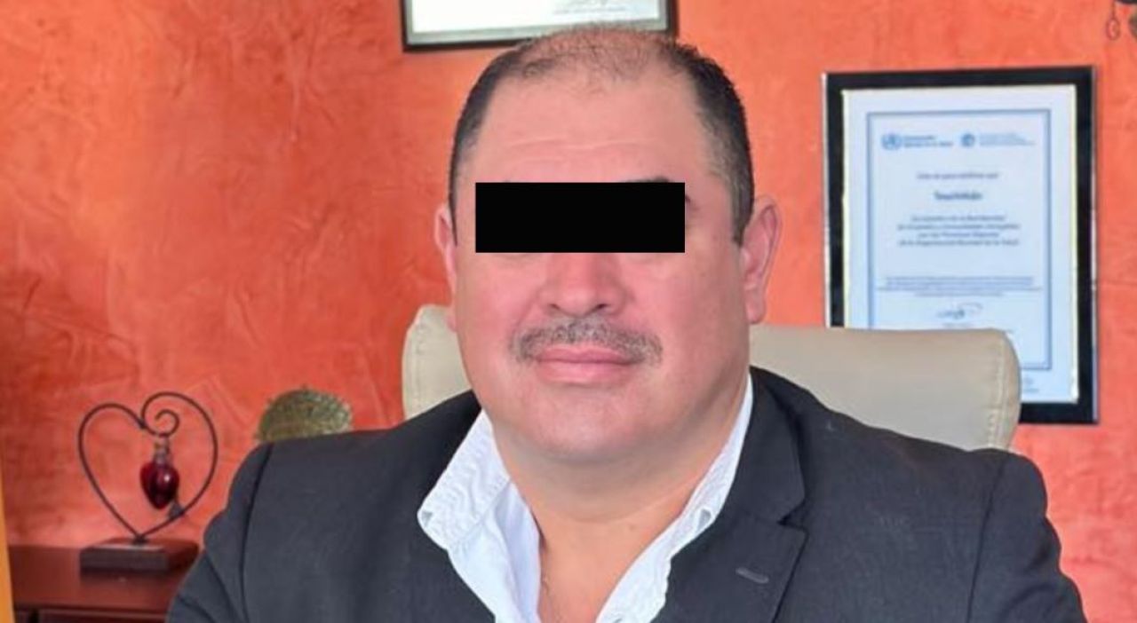 Detienen al alcalde de Teuchitlán