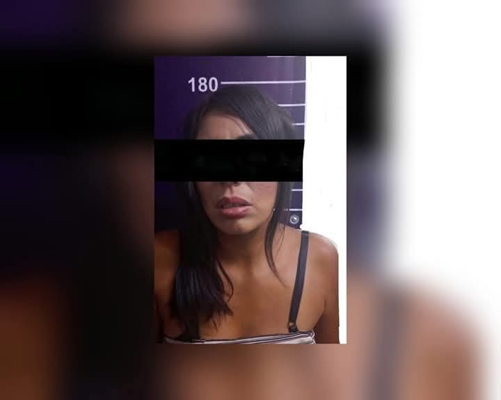 Detienen a madre alcoholizada y resguardan a su hija de 8 años; la niña estaba ebria