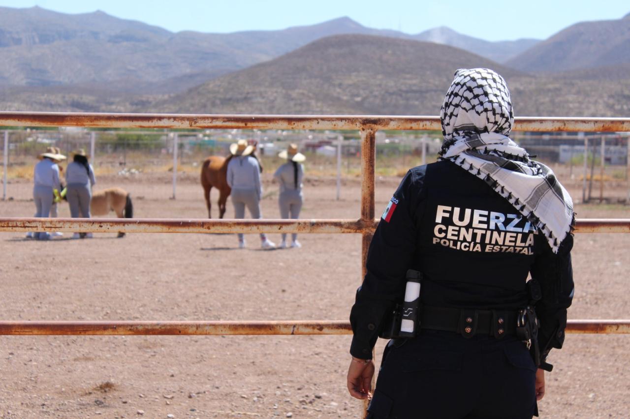 Participan mujeres privadas de la libertad del Cereso Femenil No. 1 en sesión de equinoterapia