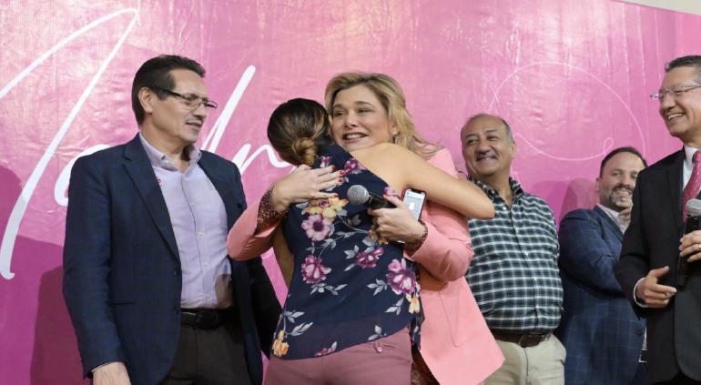 El mayor ejemplo de amor y entrega: felicita Maru a mamás en su día
