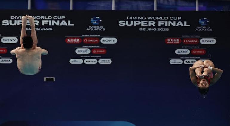 Equipo mixto se lleva el bronce en Copa del Mundo de clavados