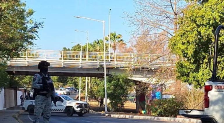 Lo levantar0n y apareció muerto en puente de Culiacán