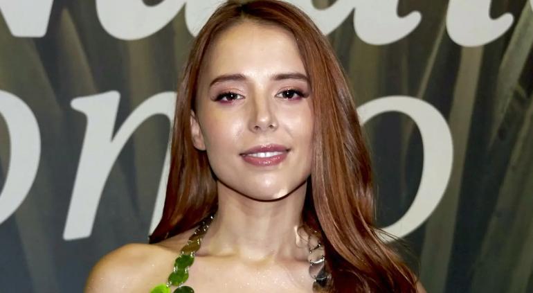 Cantará Majo Aguilar el Himno Nacional en pelea del Canelo