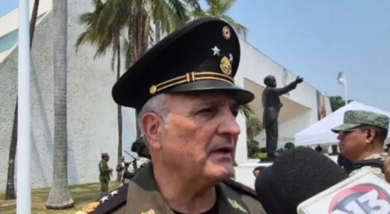 Tendenciosa, acusa comandante de la Defensa a encuesta del Inegi