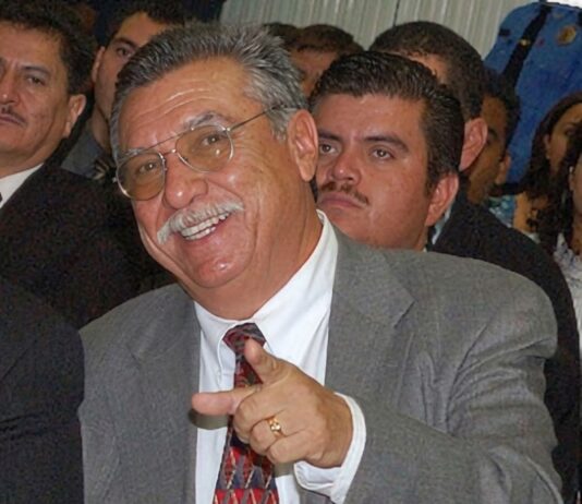 Martín Siller Hermosillo y la política de los de antes Martín Siller Hermosillo exalcalde de Meoqui recordado en columna política El Grillero