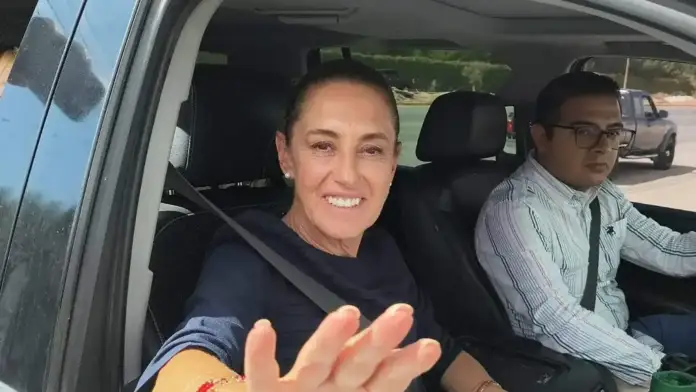 Claudia Sheinbaum durante entrevista tras su visita a Ciudad Juárez y reunión con Maru Campos